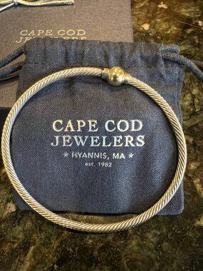 Cape Cod Jewelers Fine Twist Single Ball Bracelet Yellow Gold and Silver